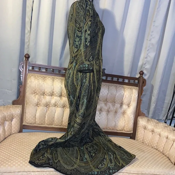 Peruvian Connection Green and Gold Maxi Dress - Picture 7 of 16